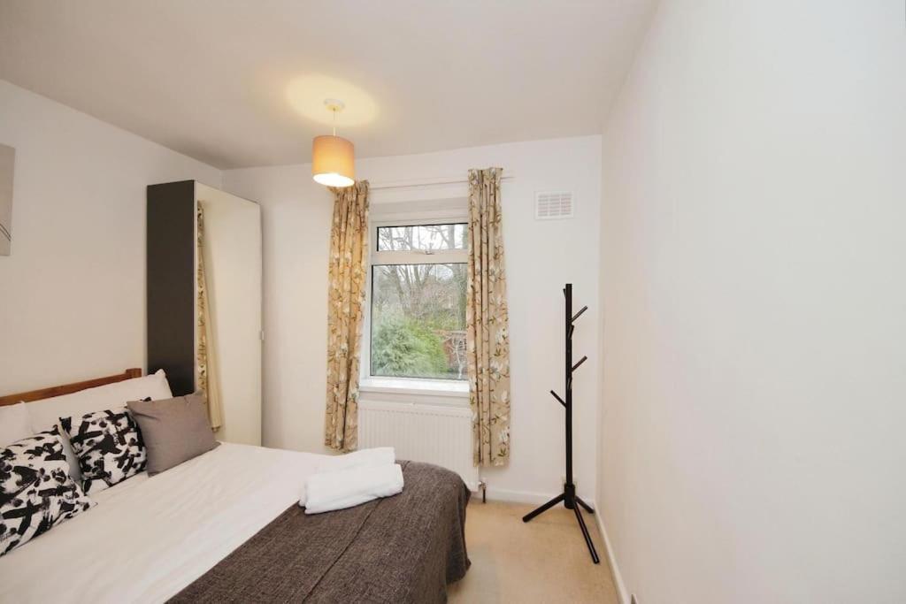 Beautiful Home Close To Town Free Netflix, Wifi ソリフル エクステリア 写真